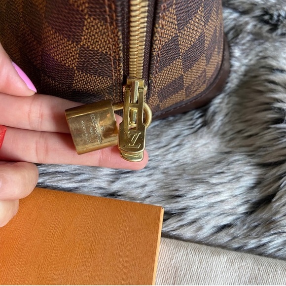 Louis Vuitton Alma PM Bag - Picture 6 of 12